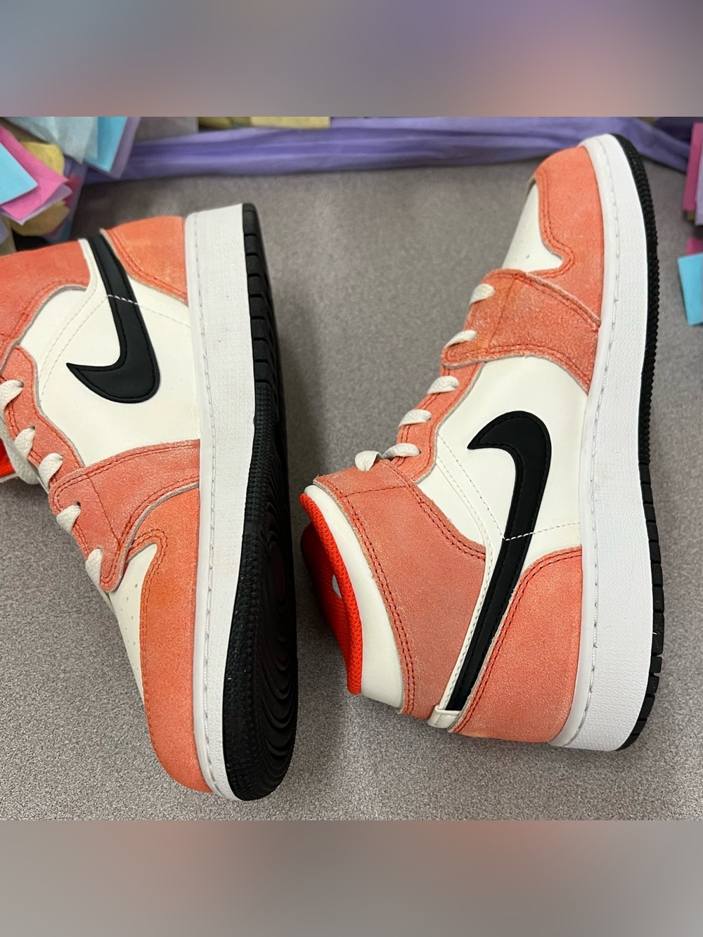 Air Jordan 1 Retro Grade School Youth 6 (W 7.5) in Coral Pink White Black - Picture 10 of 11